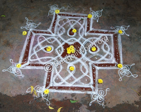 Kolam withdot
